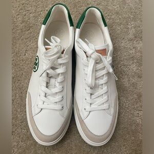 Tory Burch Sneaker